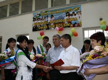 В Узбекистане создана информационная база выпускников школ   