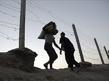 Кыргызские граждане продолжают нарушать границу Узбекистана 
