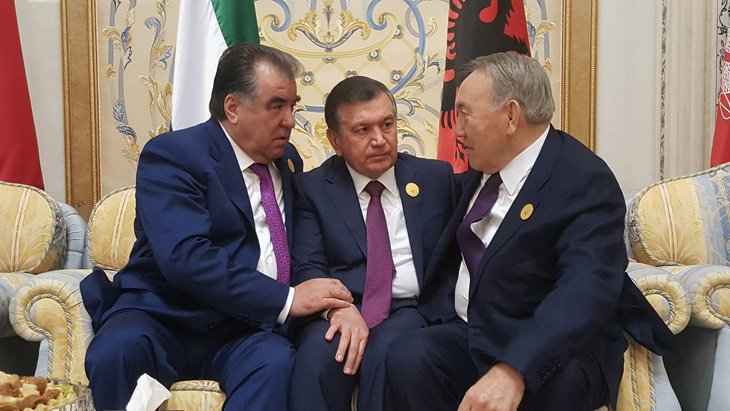 Фото дня: Президенты Узбекистана, Таджикистана и Казахстана приняли участие в Саммите арабо-мусульманских стран и США