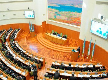 В столице завершилось XIV пленарное заседание Верхней палаты Парламента Узбекистана