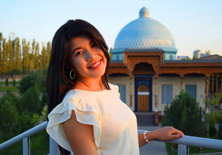 В команде президента Узбекистана появилась первая девушка