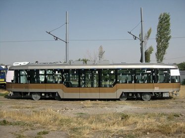 Два новых трамвая марки Vario LF производства чешской компании Pragoimpex a.s. вышли на улицы Ташкента