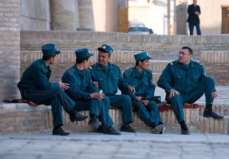 Сотрудники узбекской милиции потеряют в зарплате до 50% за плохую работу  