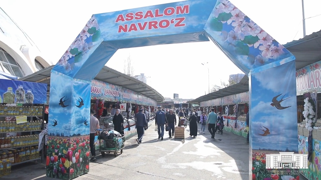 В преддверии Навруза на столичных базарах организованы продуктовые ярмарки 