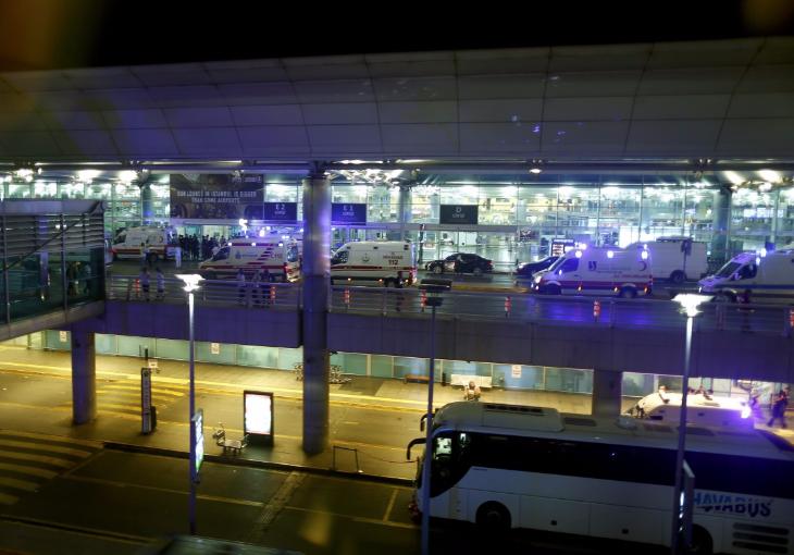 СМИ: один гражданин Узбекистана стал жертвой теракта в аэропорту Стамбула