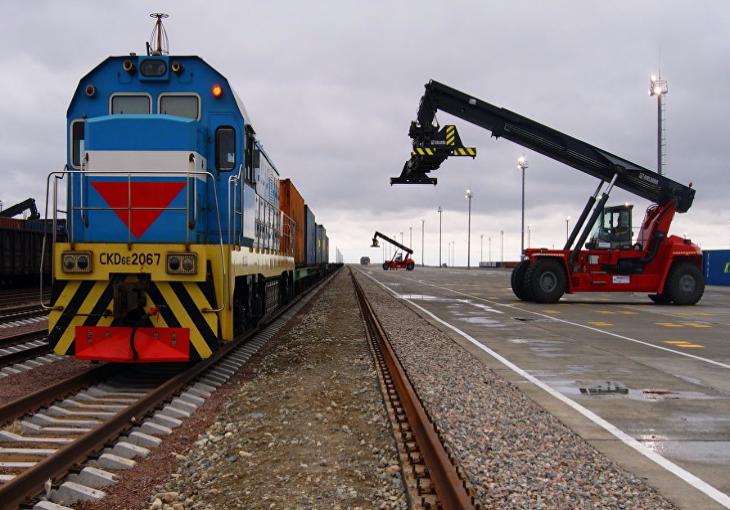Узбекистан запретил въезд чужих вагонов на территорию страны