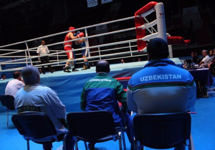 Пять боксеров из Узбекистана пробились в четвертьфинал молодежного ЧМ