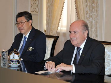 Президент Узбекистана Ислам Каримов встретился с президентом ФИФА Йозефом Блаттером