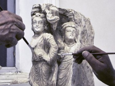 Публике впервые показали уникальную скульптуру, обнаруженную узбекско-французской археологической миссией