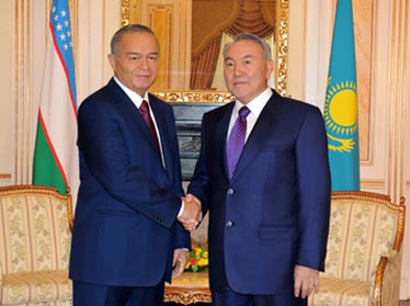 Астана и Ташкент подписали ряд двусторонних документов 