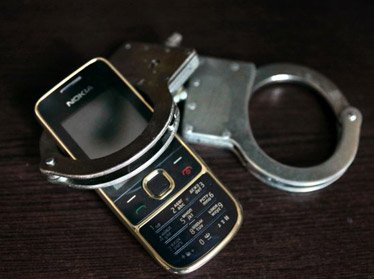 В Ургенче злоумышленники за раз украли 55 сотовых телефонов и 11 планшетов  