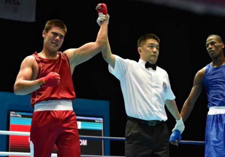 Бектемир Меликузиев стал лучшим боксером Азии 