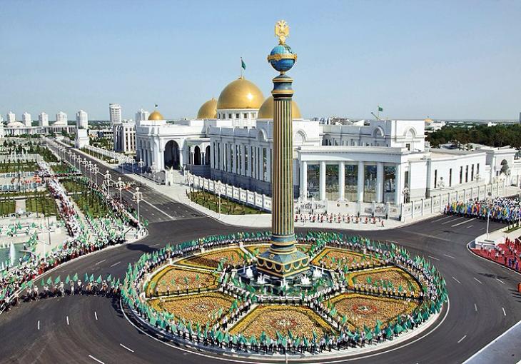Мирзиеев поздравил президента Туркменистана с юбилеем независимости страны