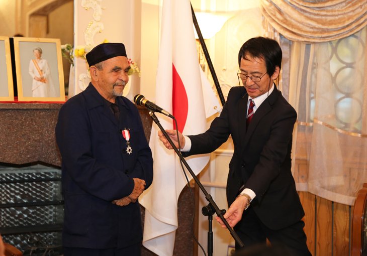 В Ташкенте состоялась церемония награждения Мирокила Фозилова императорским орденом Японии (фото)