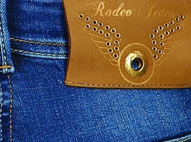 До конца года в Каракалпакии запустят производство джинсовой ткани 