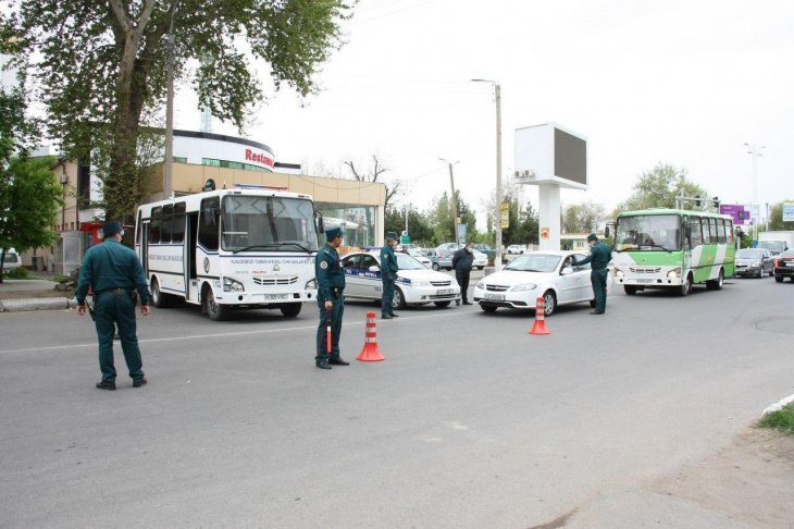 Часть районов и городов Ташкентской области перевели в красную зону. Передвигаться на личных авто можно только утром и вечером  