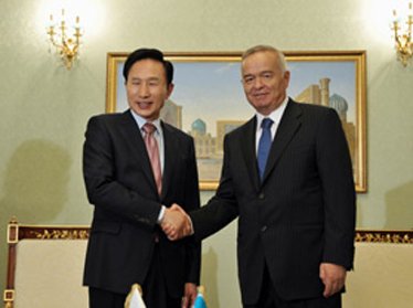 Президент Узбекистана Ислам Каримов вылетел в Южную Корею 