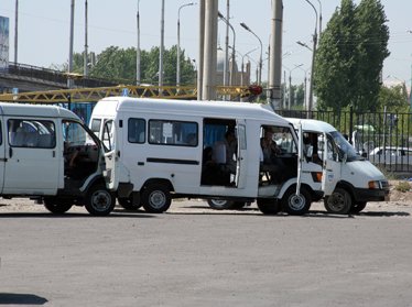 В Узбекистане в этом году поймали более чем 41 тыс. нелегальных перевозчиков 