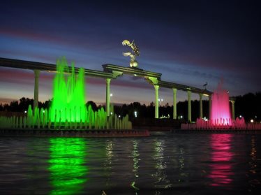 Правительство Узбекистана учредило новый праздник