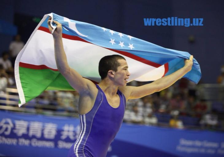 Борец Ильхом Бахромов стал чемпионом Азии