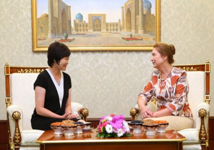 Супруга премьер-министра Японии прибыла в Узбекистан