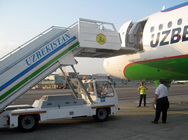 Национальная авиакомпания Узбекистана теряет рынок внутренних перевозок? 