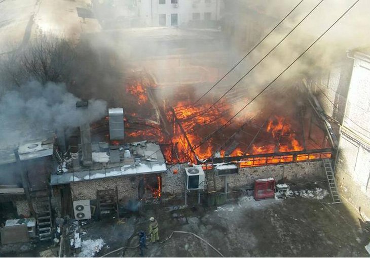 На руинах сгоревшего ресторана "Манас" снимают реалити-шоу 