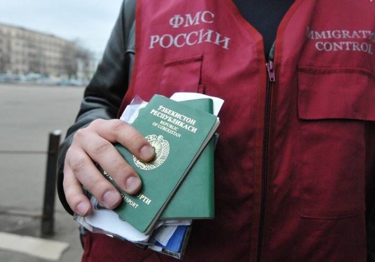 В России количество мигрантов из Узбекистана уменьшилось за год на 17,3% 
