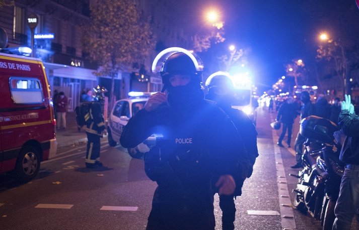 Нападения и взрывы в Париже: крупнейший теракт в истории Франции