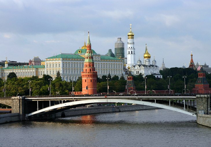 Шавкат Мирзиёев проведет в России два дня: запланированы переговоры с Путиным, подписание крупного пакета документов