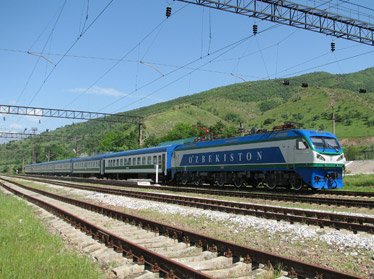 Запущены дополнительные поезда из Ташкента в Бухару 