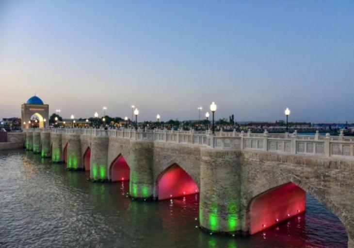 В Карши реконструировали мост, построенный 700 лет назад