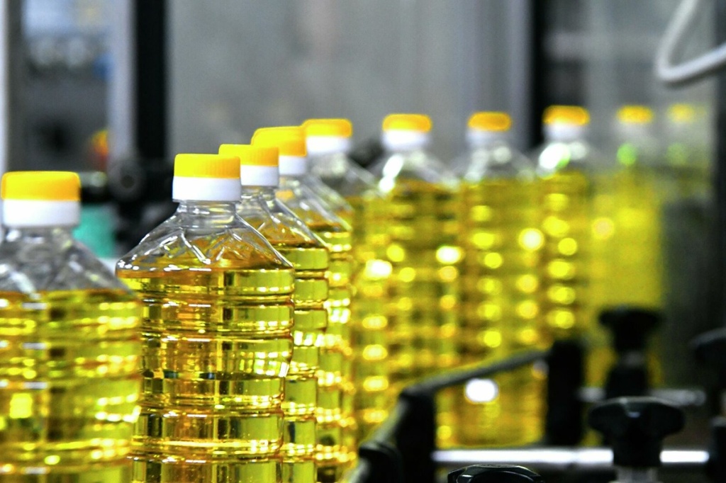 Правительство разрешило экспортировать растительное масло