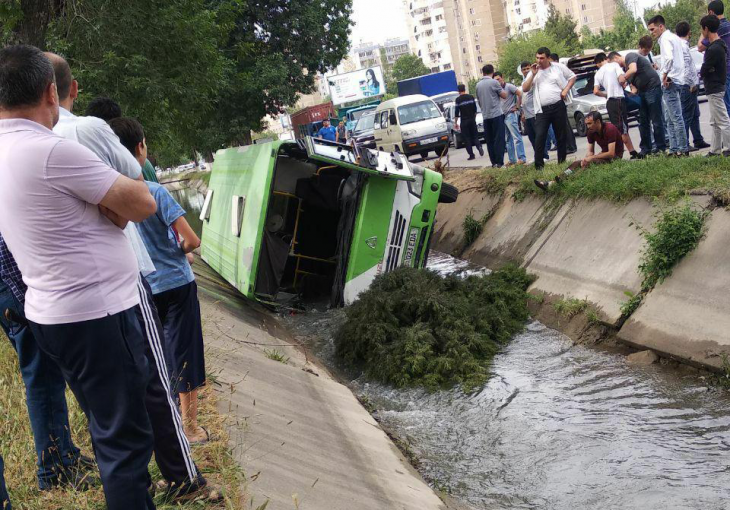 "Нексия", ставшая причиной вылета автобуса в канал в Ташкенте, оказалась фейком