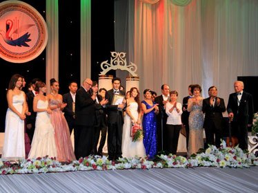 Тенор из Узбекистана занял первое место на международном конкурсе исполнителей романса