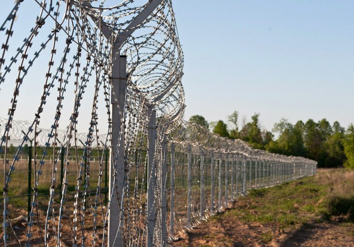 Узбекские пограничники нашли двух погибших граждан Таджикистана