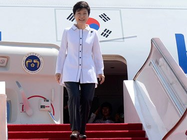 Пак Кын Хэ совершит свой первый государственный визит в Узбекистан  
