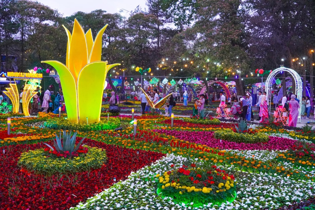 Традиционный международный фестиваль цветов пройдет в Намангане в мае–июне 