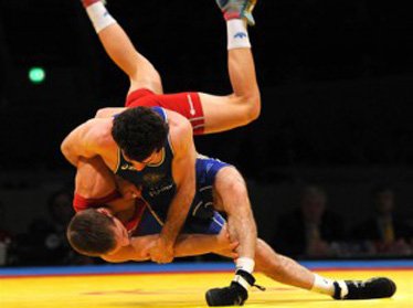 Узбекский борец завоевал «золото» на одном из самых престижных турниров СНГ