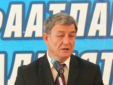 Социал-демократы выдвинули своим кандидатом в президенты Наримана Умарова 