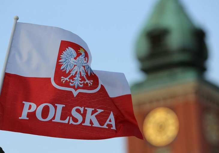Польша упростит процедуру выдачи разрешений на работу мигрантам из Узбекистана