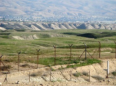 Кыргызская милиция пыталась отбить контрабандный товар, изъятый узбекскими силовиками  