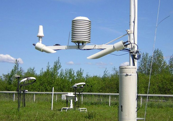 Региональный экологический центр Центральной Азии поставит Узгидромету полсотни автоматических метеостанций