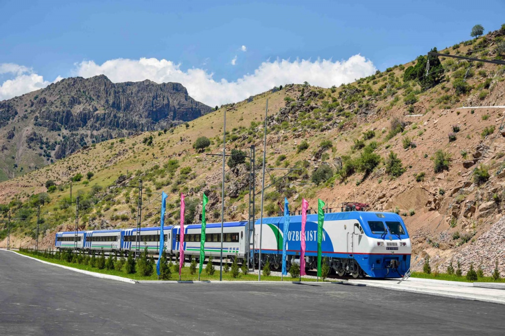 Движение пассажирских поездов в Ферганскую долину возобновлено – "Узбекистон темир йуллари"