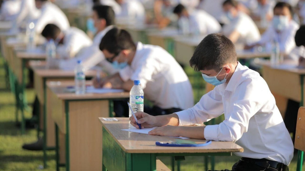 В Узбекистане объявили дату проведения вступительных экзаменов в лицеи 
