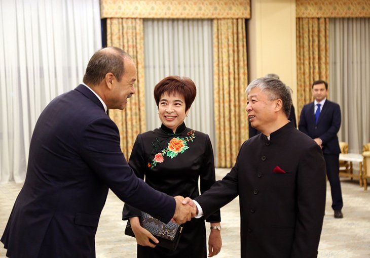 В Ташкенте отпраздновали 70-летие образования КНР. Фотолента 