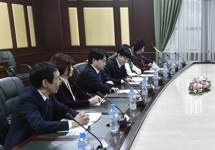 В МИДе Узбекистана прошла встреча с парламентской делегацией Японии