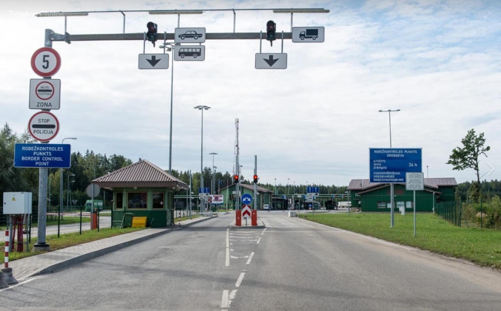 Латвия разблокировала временный транзит для грузовиков из Узбекистана 
