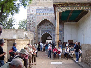 В прошлом году Узбекистан посетили 115 тысяч туристов из России  