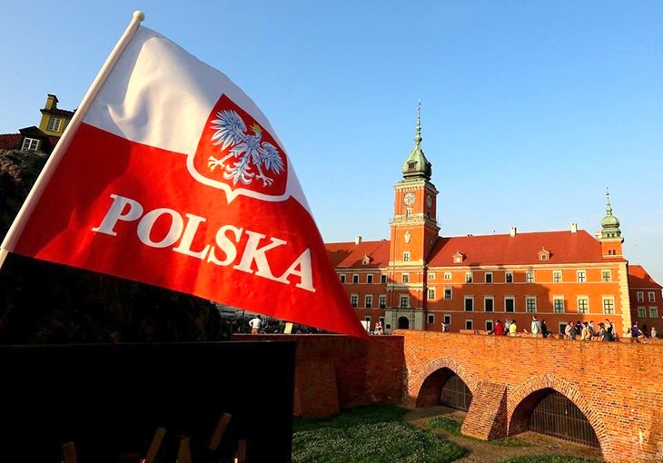 Польша может упростить доступ к своему трудовому рынку для